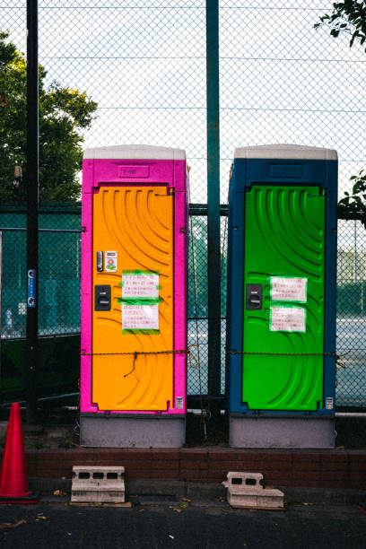 Best Portable bathroom rental  in Universal City, TX
